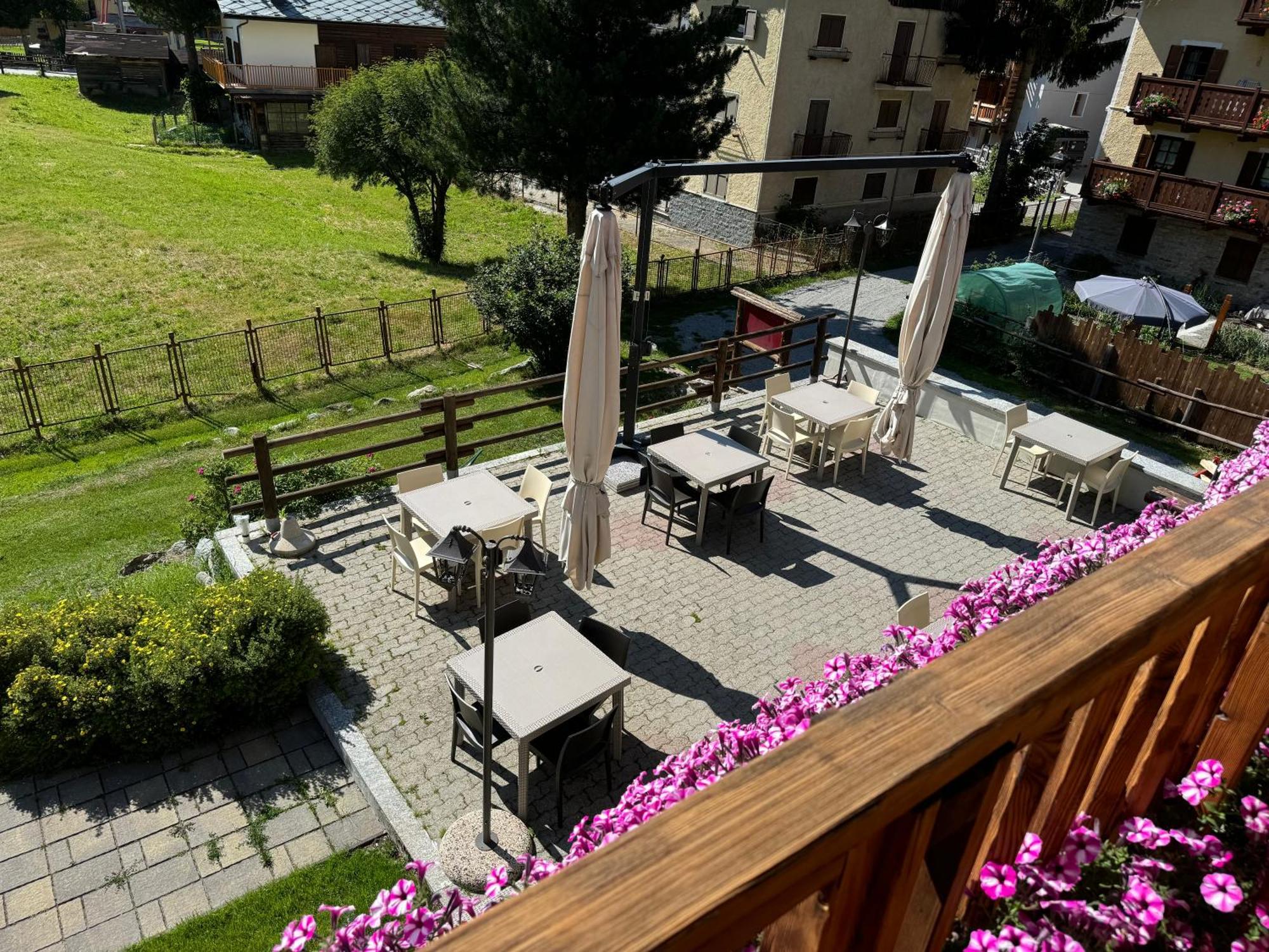 Hotel Ondezana Cogne Dış mekan fotoğraf