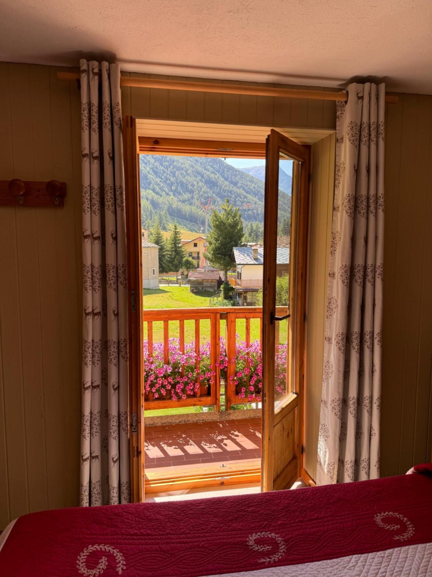 Hotel Ondezana Cogne Dış mekan fotoğraf