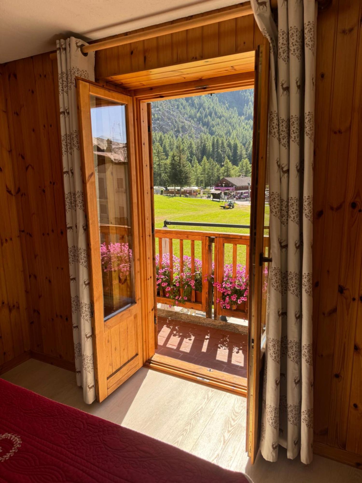 Hotel Ondezana Cogne Dış mekan fotoğraf